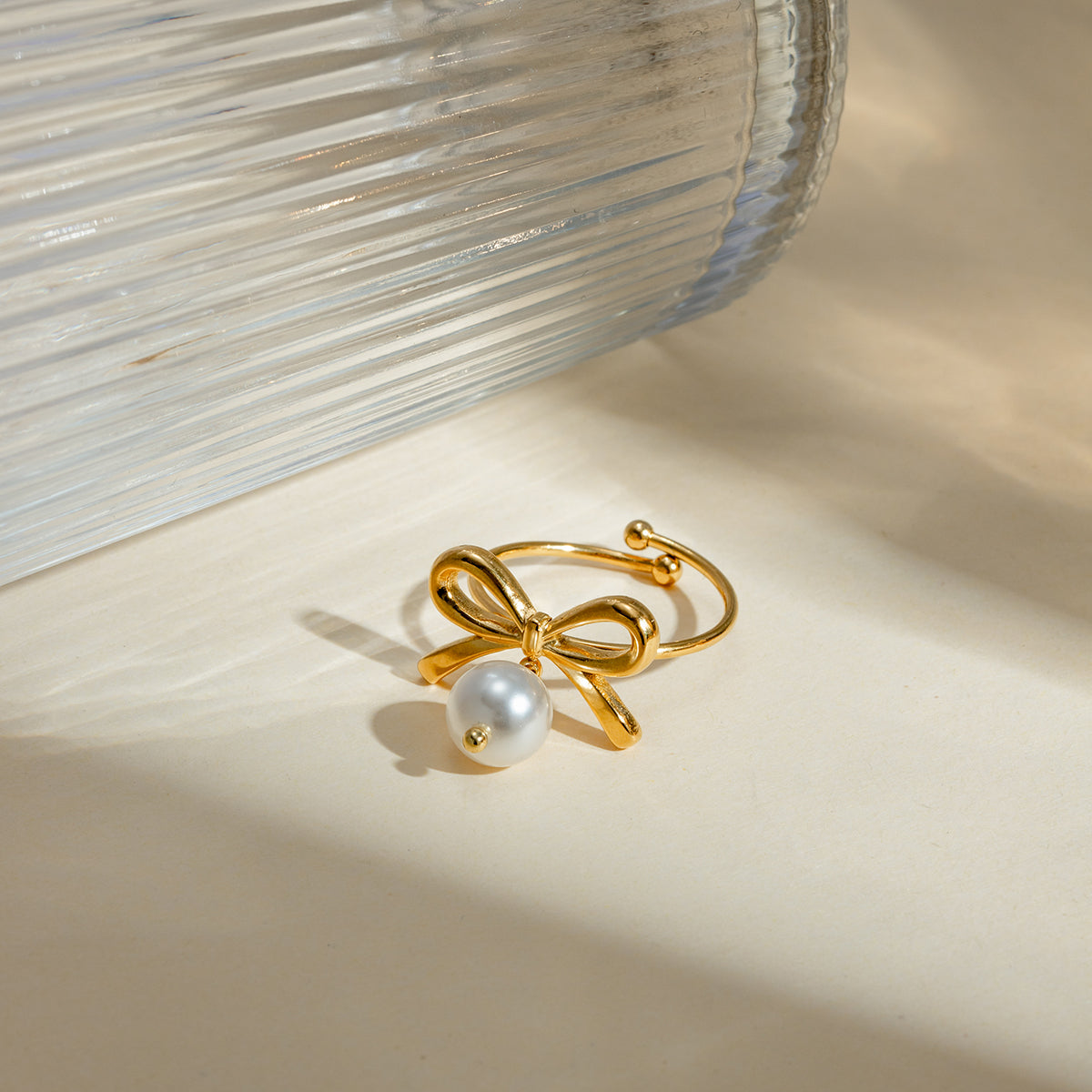Stainless Steel Pearl Bow Ring 52cdebf7-65b4-48ab-b775-49a7675cbaae-Max Trendsi