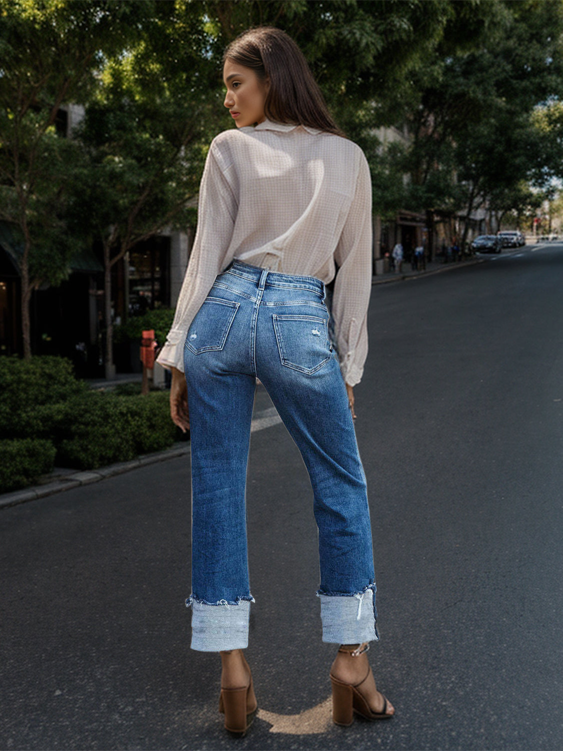 Stepped Waist Raw Hem Rolled Straight Jeans 5572edbc-aa4b-4411-ba37-0e722868bafd-Max Trendsi
