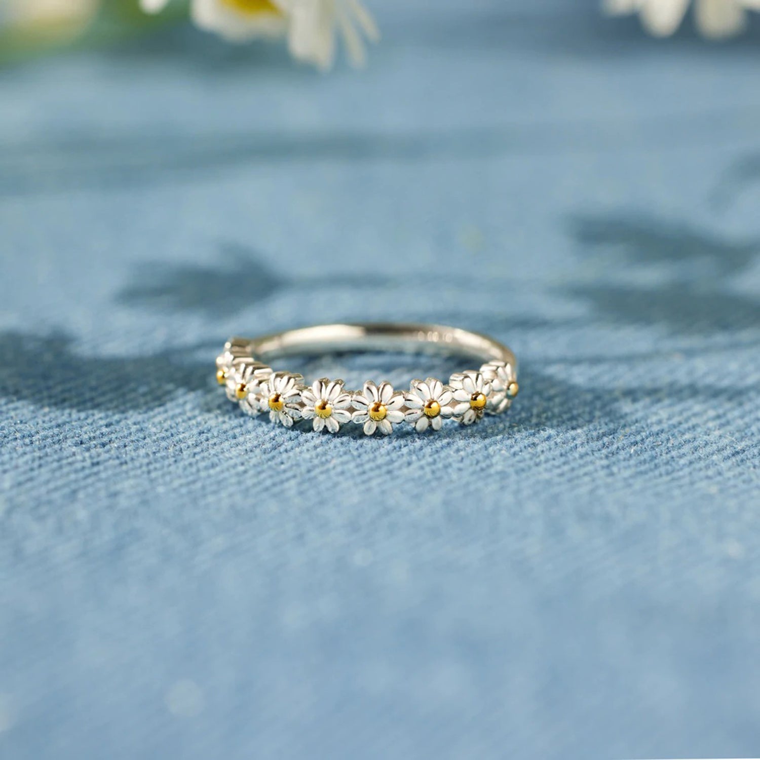 Flower Shape 925 Sterling Silver Ring Silver 59c66985-e3a4-44ca-ae27-25285952a724-Max Trendsi