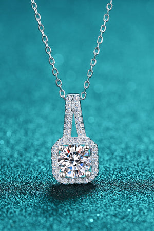 Look Amazing 2 Carat Moissanite Pendant Necklace Silver One Size 5ab56ef572ed4bf2837b801da0ca2685-Max Trendsi