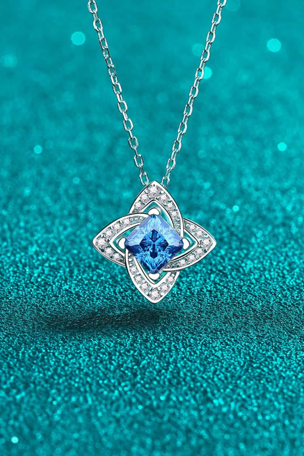 1 Carat Moissanite Floral Pendant Necklace 6069dfe1f5a1474e849236f3b96d04d9-Max Trendsi