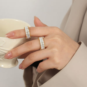 Titanium Steel Inlaid Zircon Ring 615d6f03-6a81-4ec6-93af-4268a9bb30a4-Max Trendsi