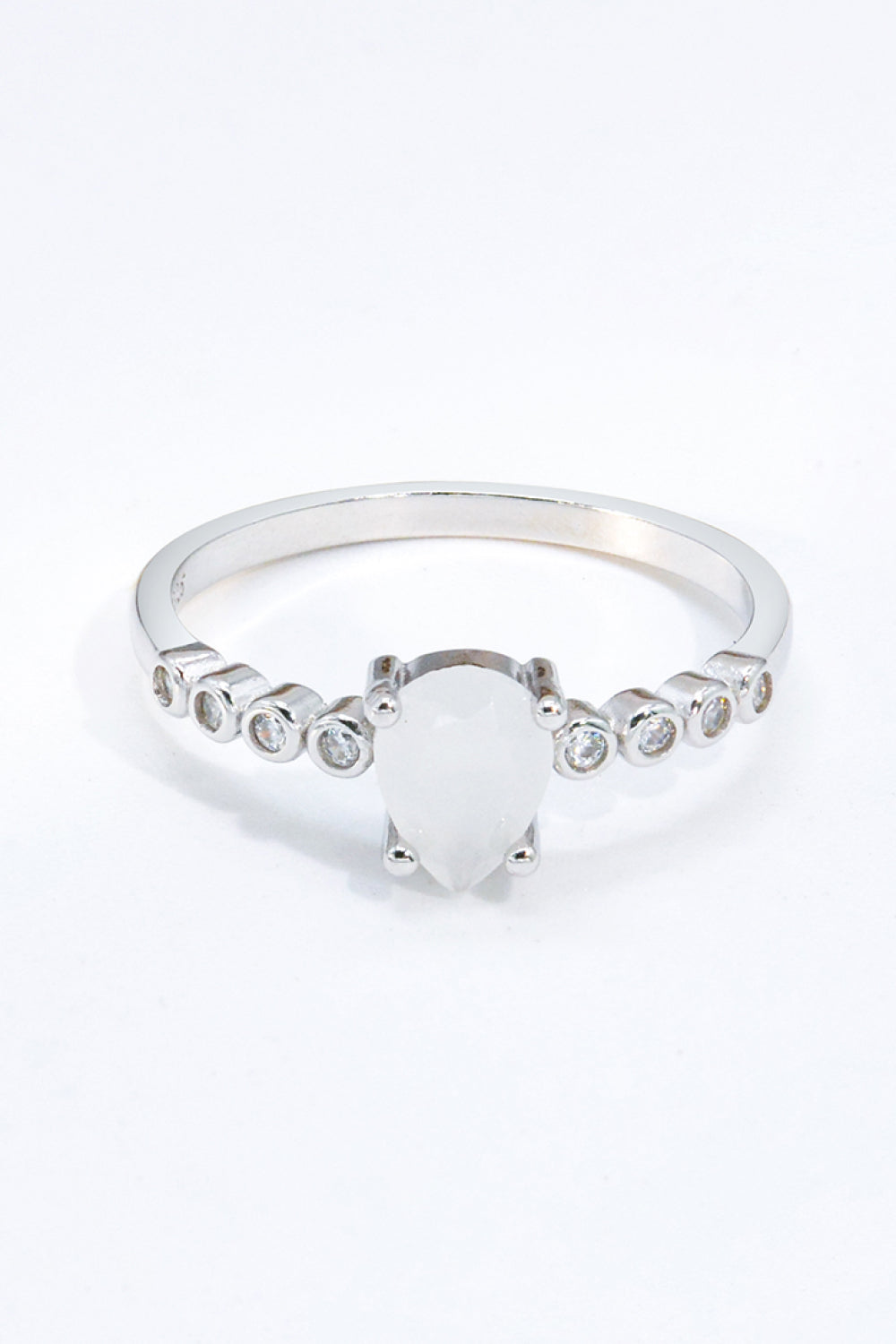 Teardrop Natural Moonstone Ring 6187b6d28fe44640a64f298f3cd86346-Max Trendsi