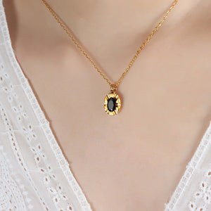 18K Gold Simple Atmospheric Oval Inlaid Zircon Carving Design Versatile Pendant Necklace 619c825a-f9f7-4625-9976-6eceed0e3efa Artshiney
