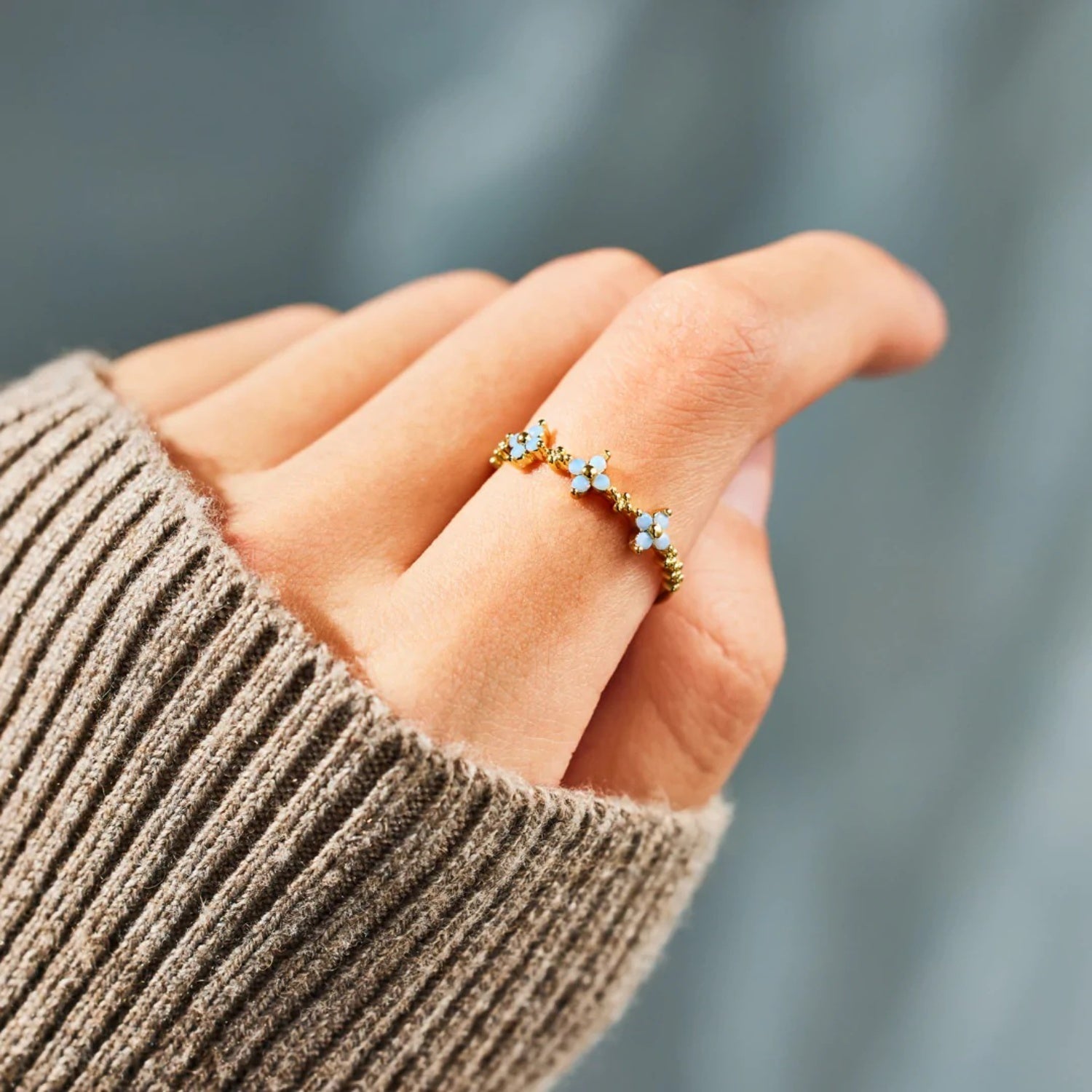 925 Sterling Silver Inlaid Zircon Flower Ring 658eb06b-edb7-4f17-bc35-1f4cb6feeed0-Max Trendsi