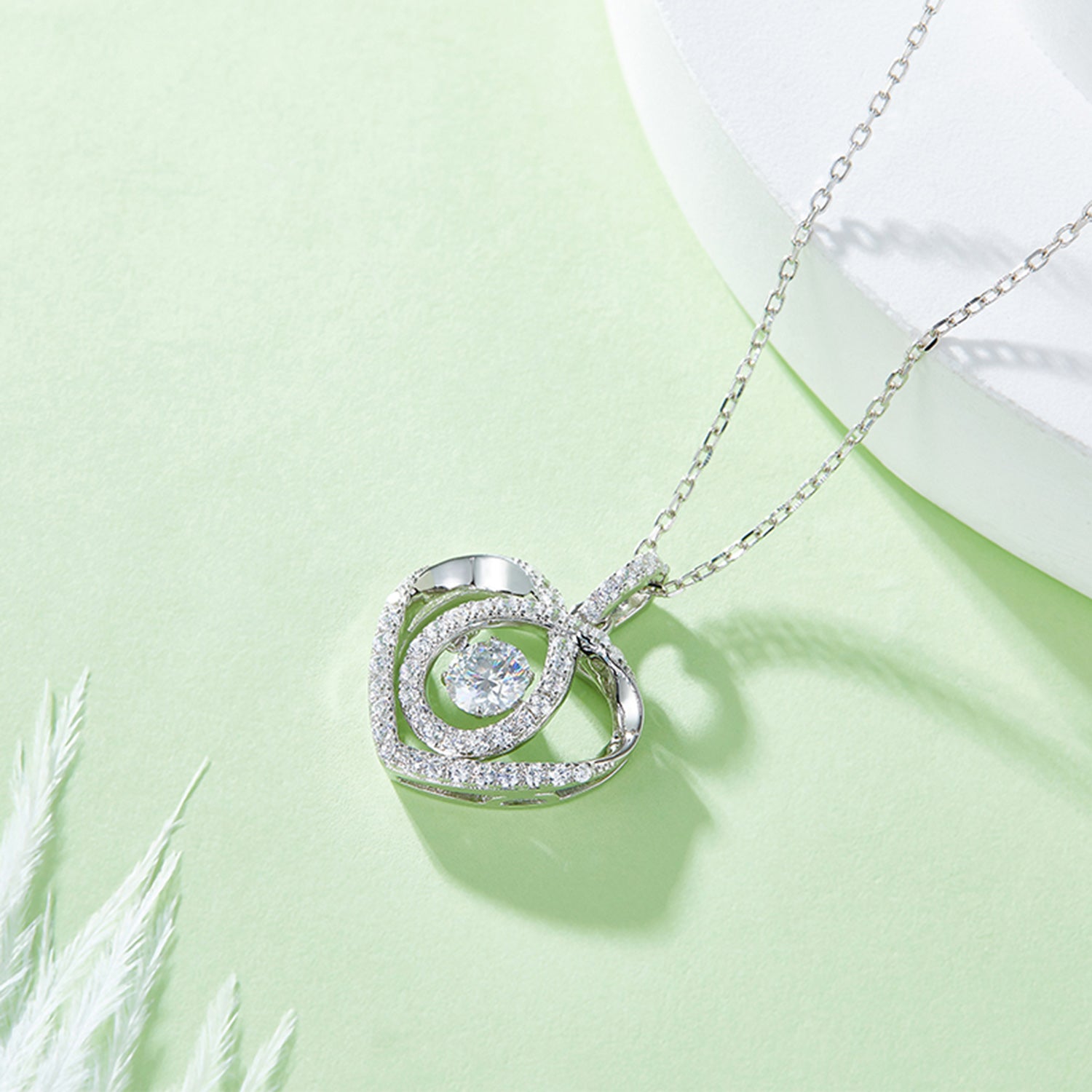 Moissanite 925 Sterling Silver Heart Shape Necklace 6c944856-6574-4454-b230-3eebc766be8a-Max Trendsi