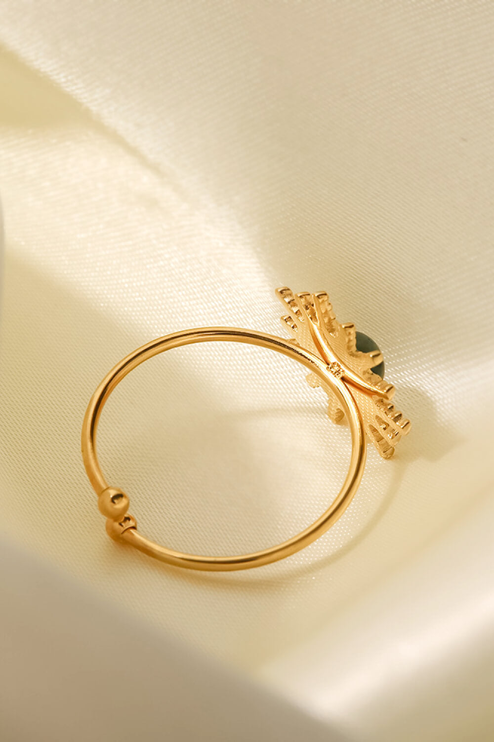 Natural Stone Sun Shape Open Ring 71297b1abe2b4d7ba3901f3a84ae1342-Max Trendsi