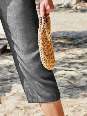 Pocketed Elastic Waist Capris 7187bd4f-5cb5-469f-b34b-3784a06cae89-Max Trendsi