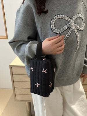 Texture Contrast Bow Wristlet 7391f82d-4768-4eff-b60b-29e968586052-Max Trendsi