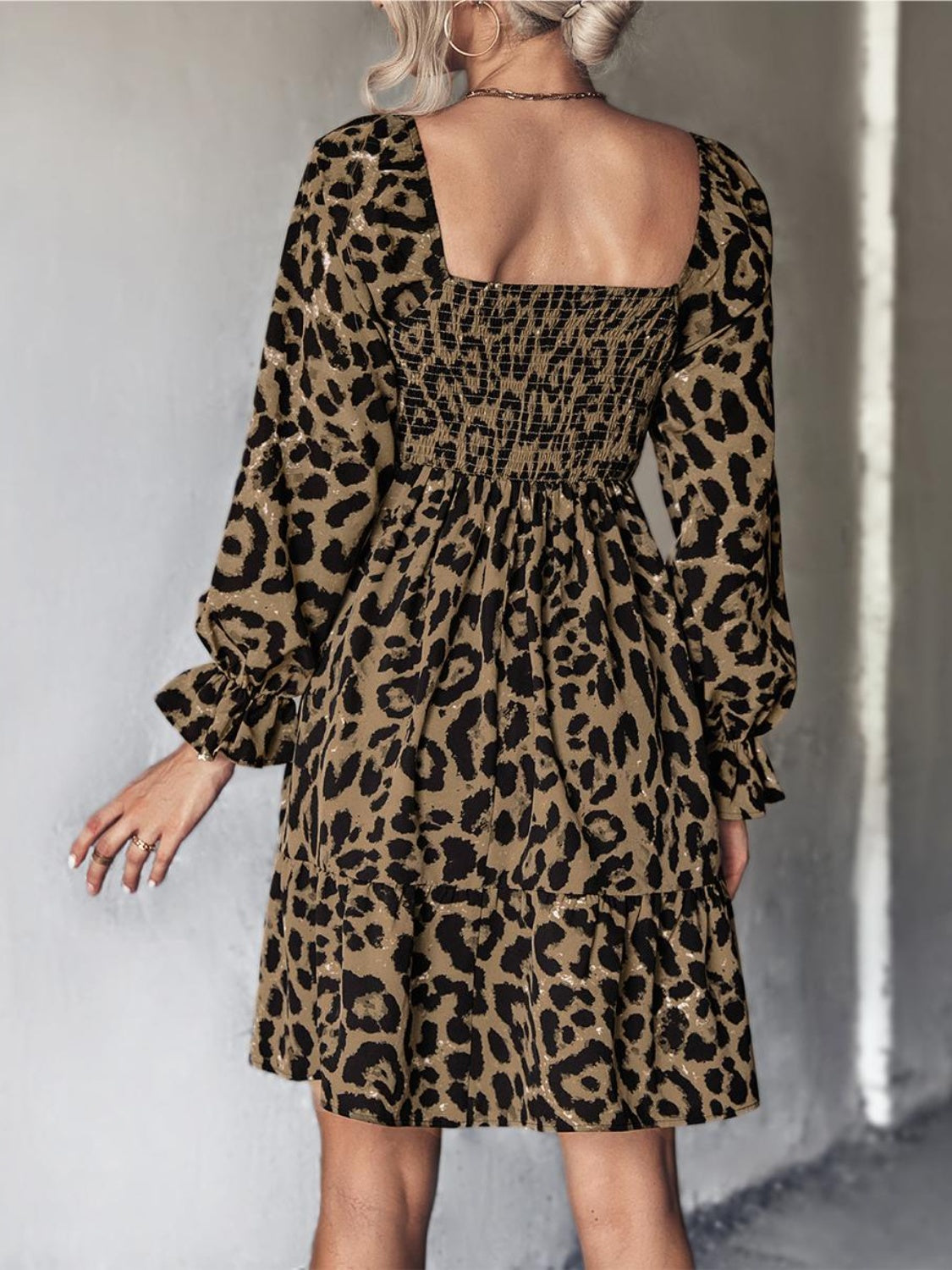 Leopard Smocked Flounce Sleeve Mini Dress 78187e95-93a1-4c1a-ab67-b057f99f3dc8-Max Glownestbest