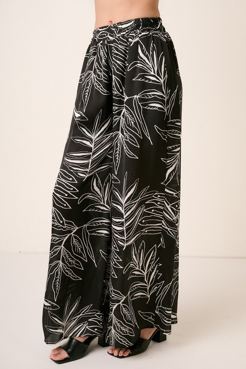 Mittoshop Printed Wide Leg Pants 7891bdb2-7f9b-44ff-8926-ab32e067cd07-Max Trendsi