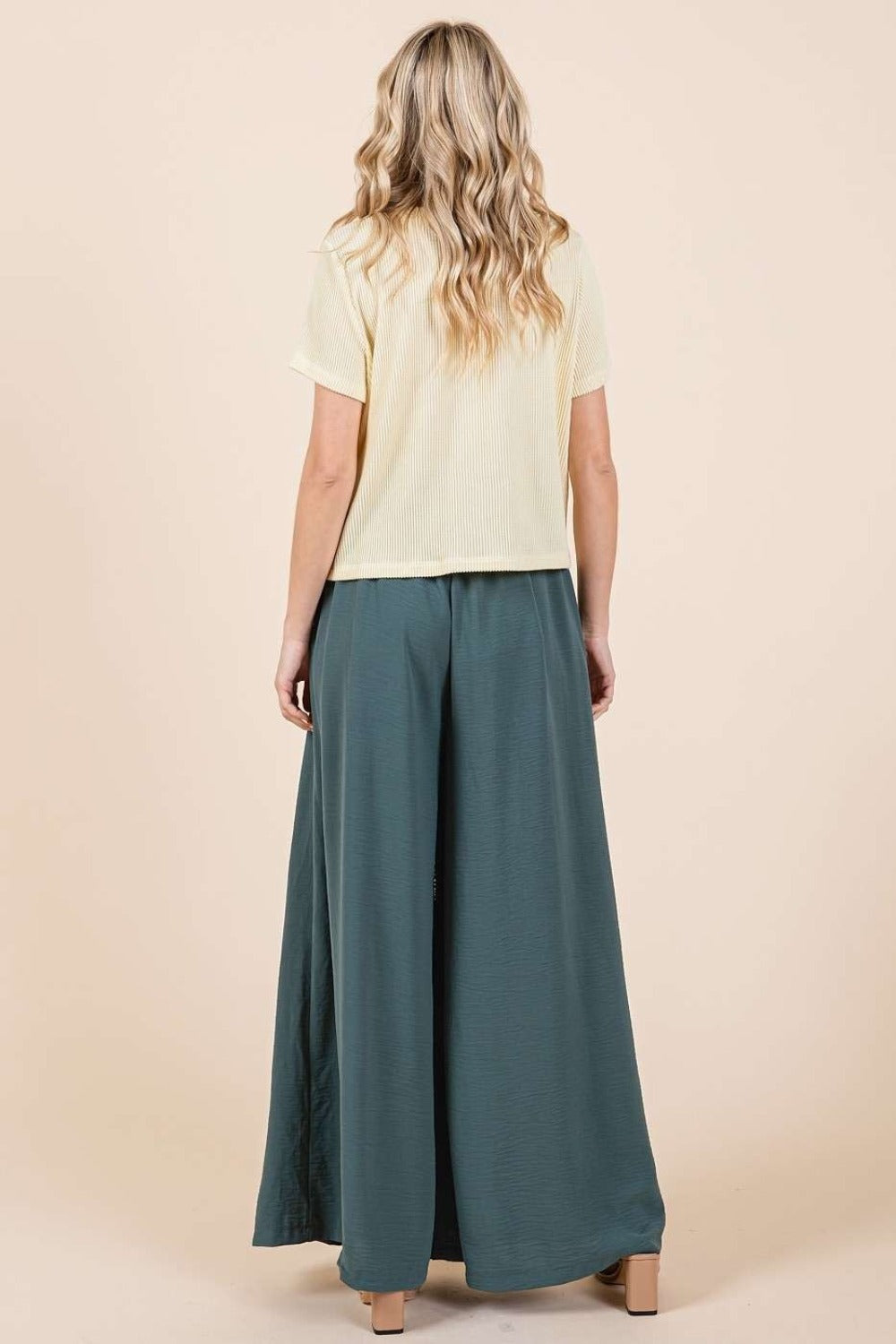 Mittoshop Pleated Wide Leg Pants 7ba41192-d79e-435b-a1ef-b30ef9bea85a-Max Trendsi