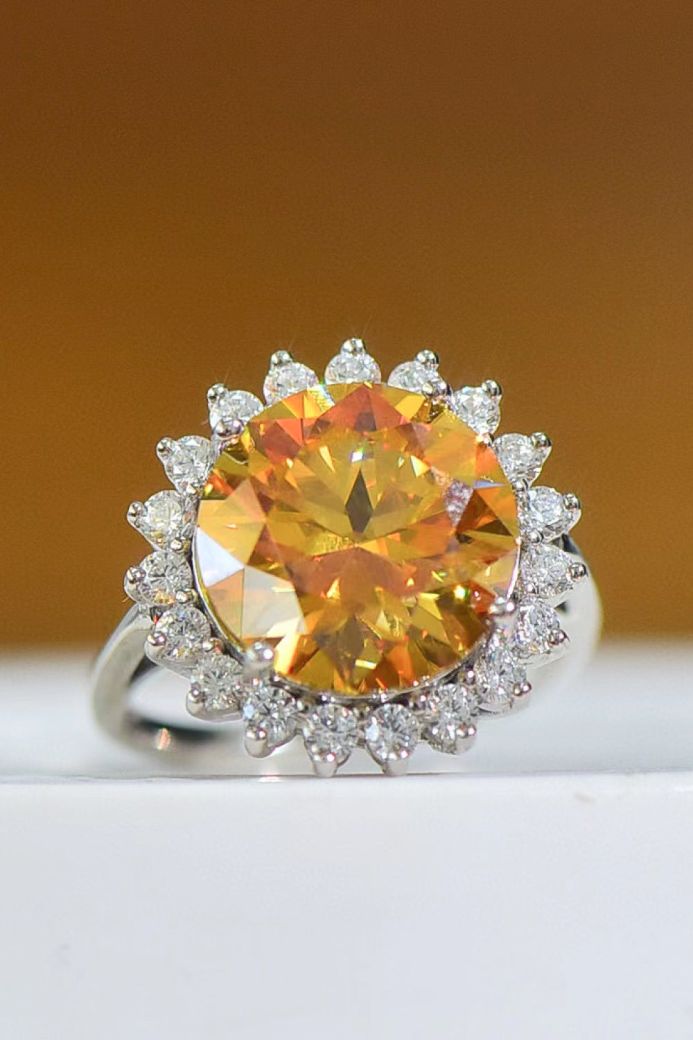925 Sterling Silver 2 Carat Moissanite Sunflower Ring 7be387b7e73140ec93fb417da37570fa-Max Glownestbest