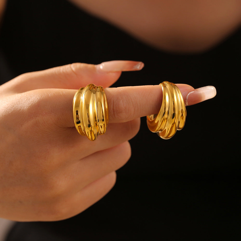 18K Gold-Plated Titanium Steel Open Ring 7c495a01-0d25-4438-9827-a2be76d68032-Max Trendsi