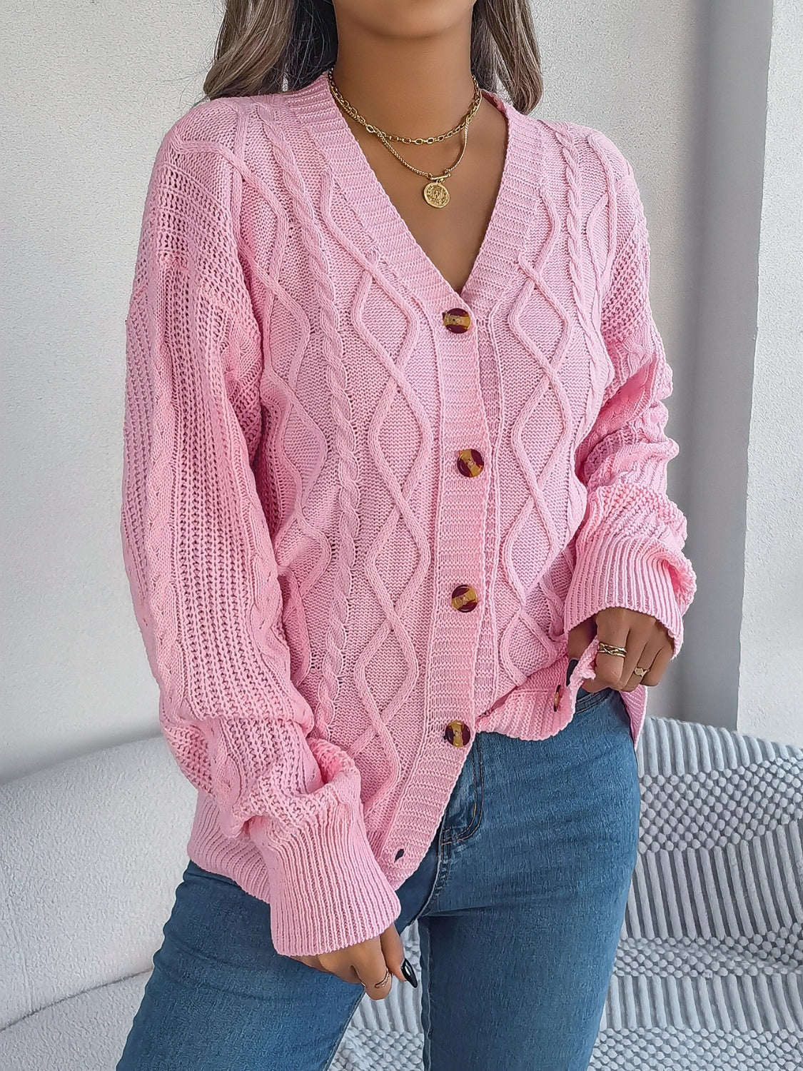 Cable-Knit Long Sleeve Cardigan 7f46036d-e352-4f50-ae02-a5bd7d432322-Max Glownestbest