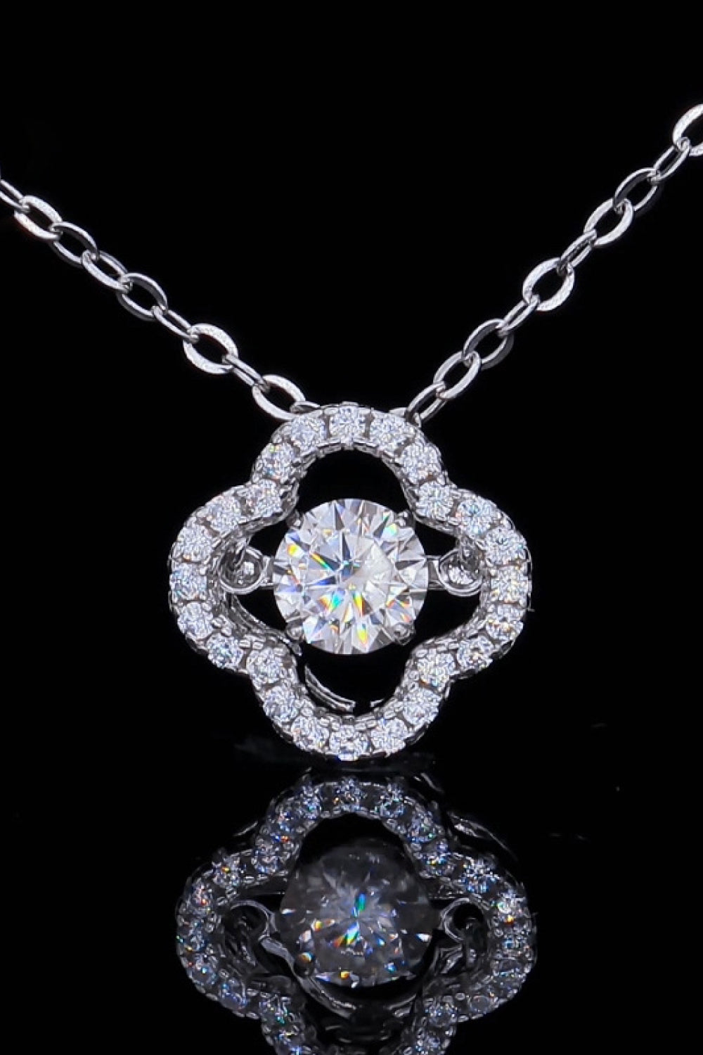 925 Sterling Silver Moissanite Flower Pendant Necklace Silver One Size 82c6e39c993f4ac0aff22b834d71e367-Max Trendsi