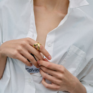 18K Gold-Plated Crisscross Ring 836f41fb-4c28-41e4-9d27-6cad8ed3fa72-Max Trendsi
