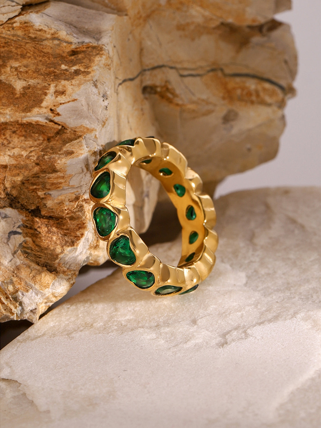 18K Gold-Plated Inlaid Zircon Ring 84476cd4-a409-4077-b695-358728c2c404-Max Trendsi