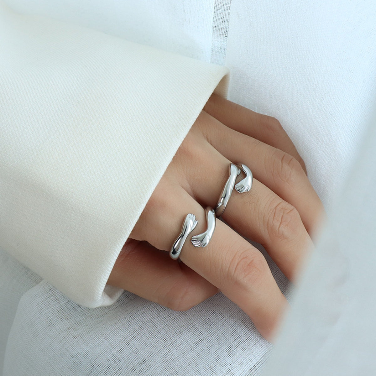 Titanium Steel Hug Bypass Ring Silver 7 8630ceb2-bccb-47a7-b2a1-268bd37e6d8b-Max Trendsi