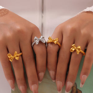 Twisted Titanium Steel Bow Ring 86ed61a1-9598-4caa-827c-85833246ecda-Max Trendsi