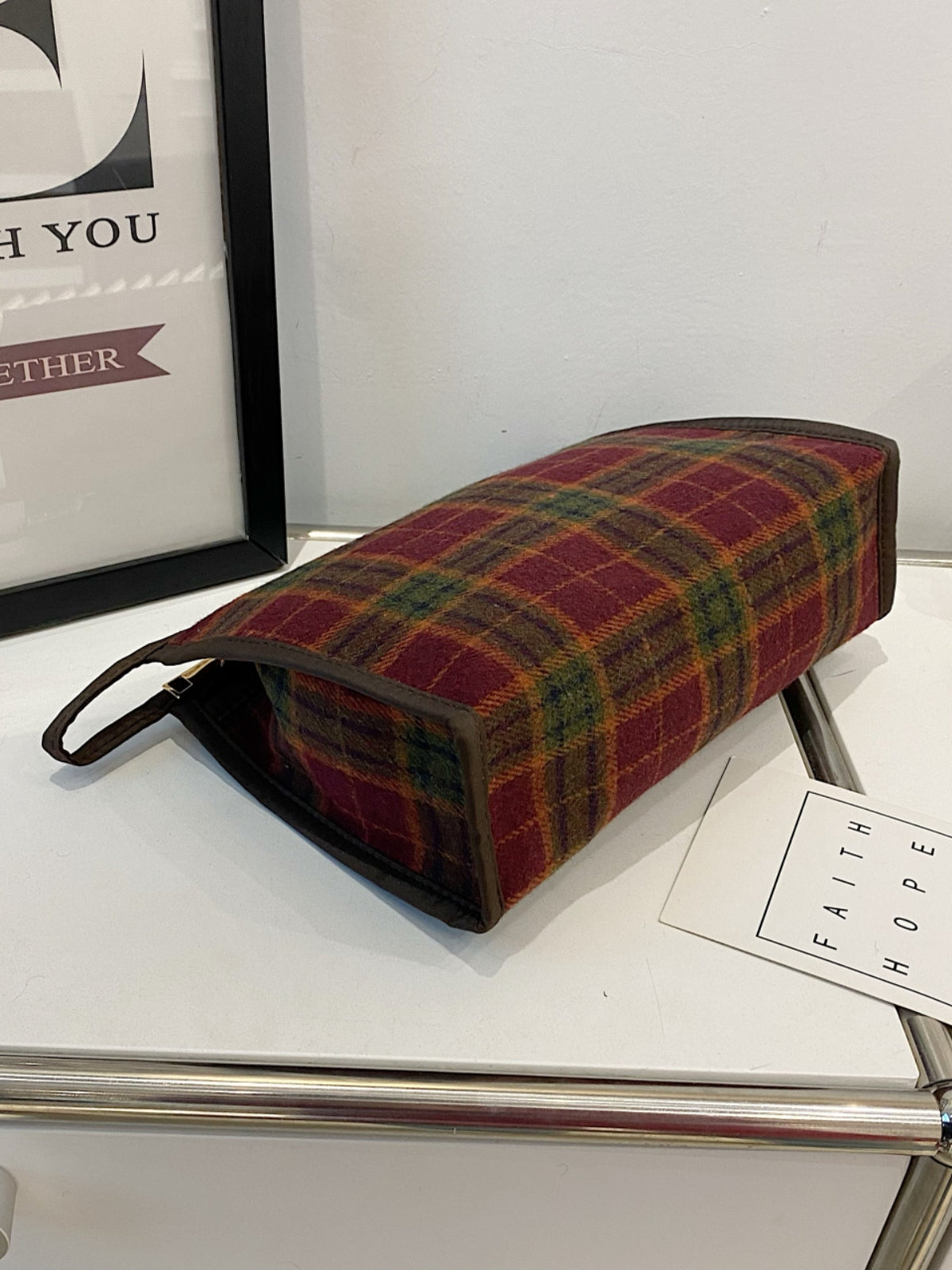Contrast Plaid Clutch with Zipper 89adb4fb-e001-426c-a9cc-061c3db00c26-Max Trendsi