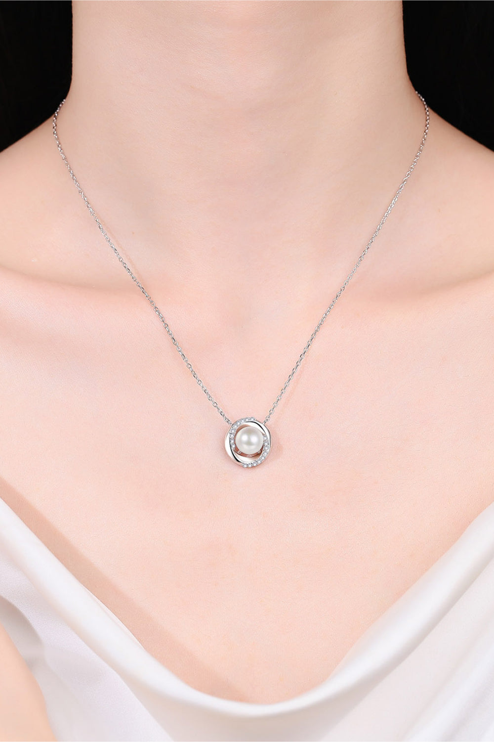 Moissanite Pearl Rhodium-Plated Necklace 8d810da8320240aa926f51db73c253ec-Max Trendsi