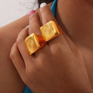 Titanium Steel Fingerprint Signet Ring Gold 8dc0c120-1b72-45b9-9854-c6c637fb6482-Max Trendsi