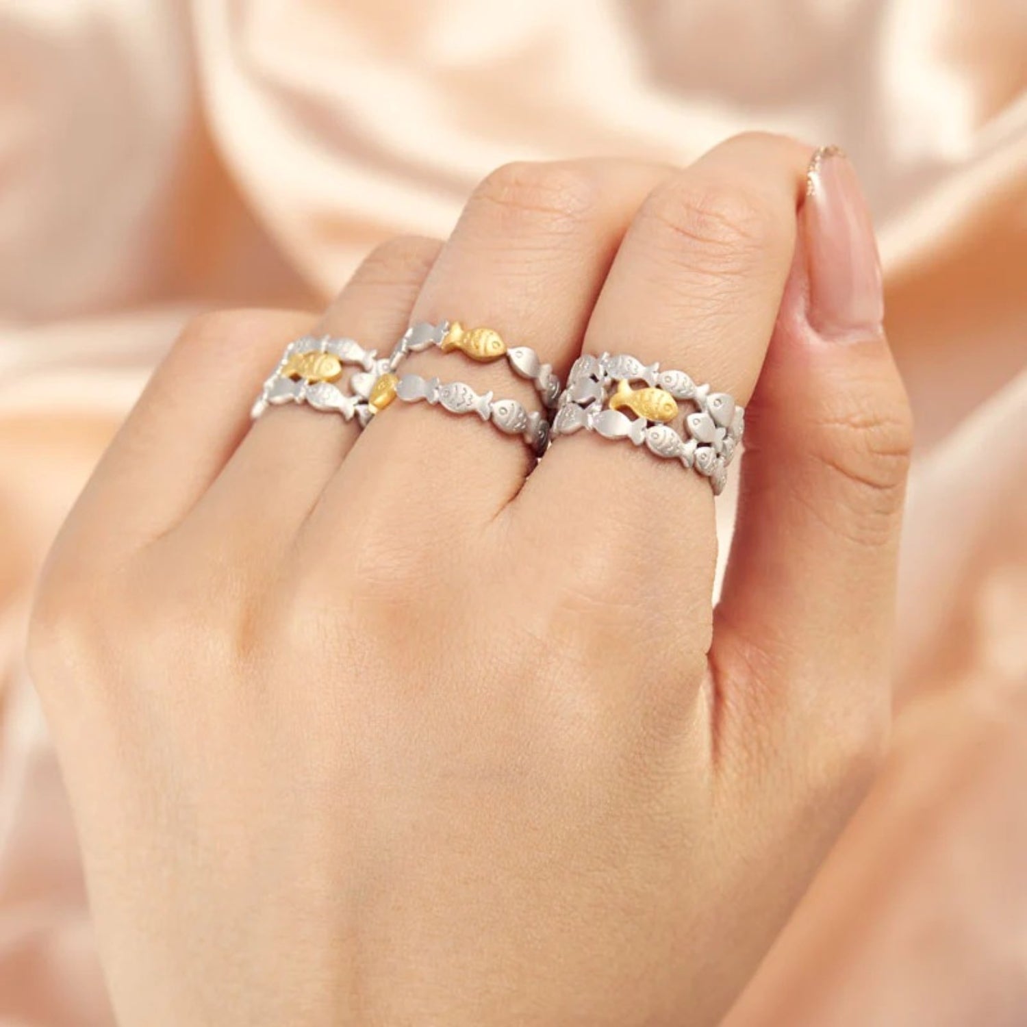 925 Sterling Silver Fish Open Ring 8dd82257-7371-459a-af50-938bf9033bc0-Max Trendsi