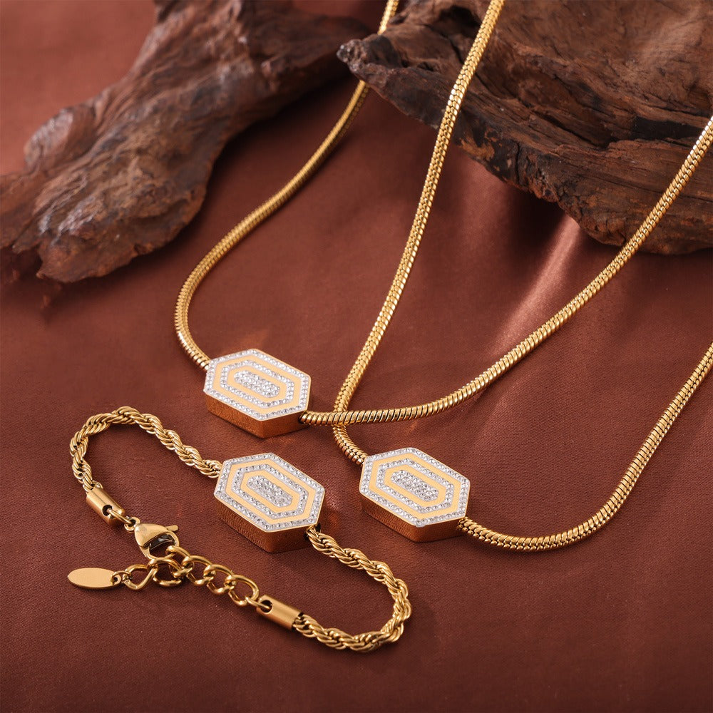 18k gold exquisite noble hexagonal diamond design light luxury style necklace bracelet set 8fb3b46d-cad0-4c41-936c-0c89d177b8ec Glownestbest