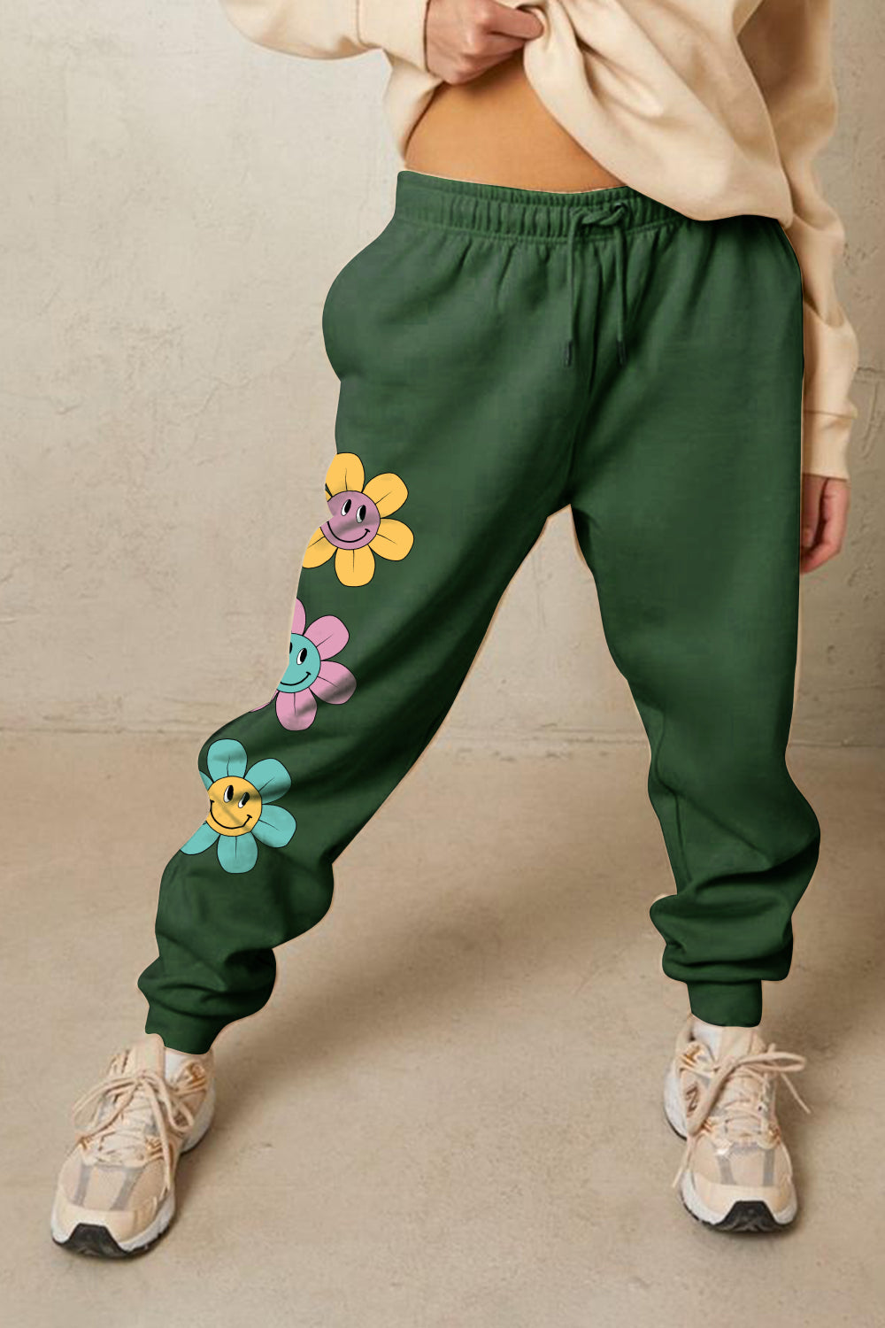 Simply Love Simply Love Full Size Drawstring Flower Graphic Long Sweatpants 902786a96c6848d28e16a3113cdf4b17-Max Trendsi