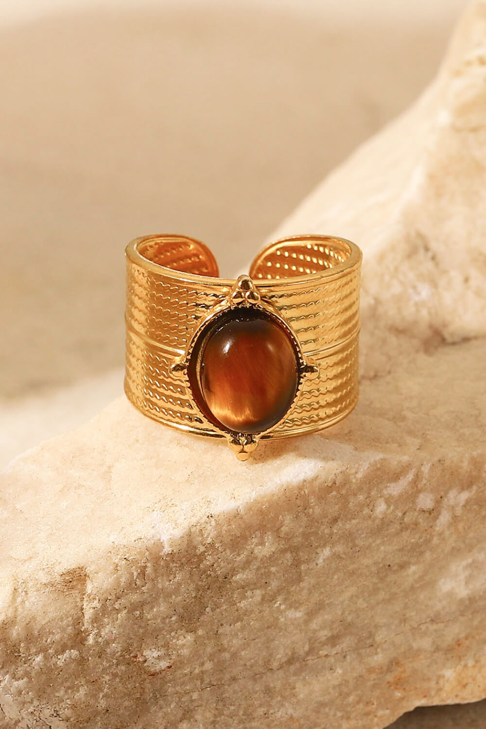 18K Gold-Plated Wide Open Ring 9383221001e548cc9a65900ac12a0bbe-Max Trendsi