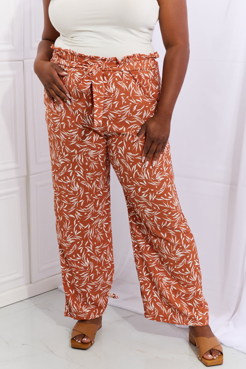 Heimish Right Angle Full Size Geometric Printed Pants in Red Orange 9586f44024aa4c949adb1ad6c4333b85-Max Trendsi