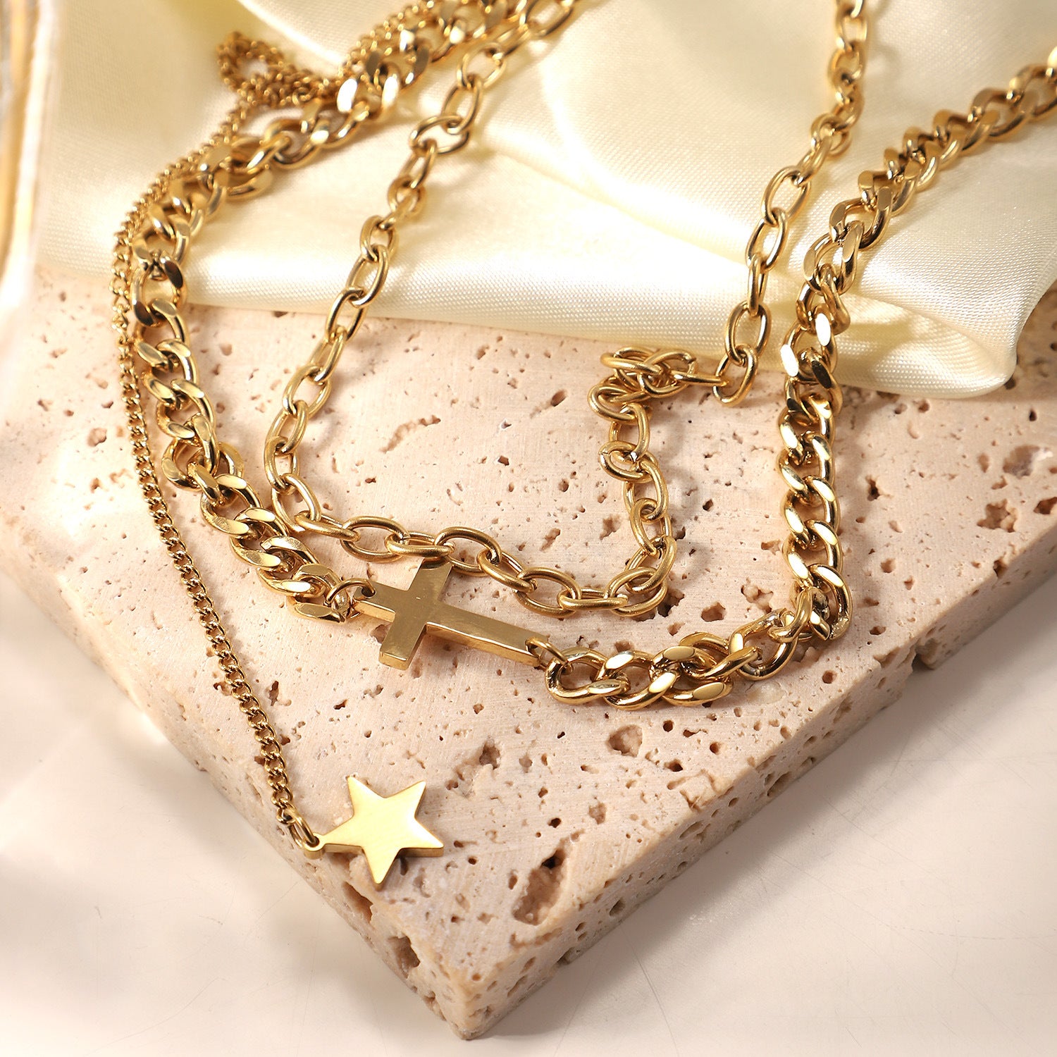 18K Gold Cross and Star Pendant Double Layer Necklace 9e574abf-4a5b-4f7b-b3a2-b04833673e61 Artshiney