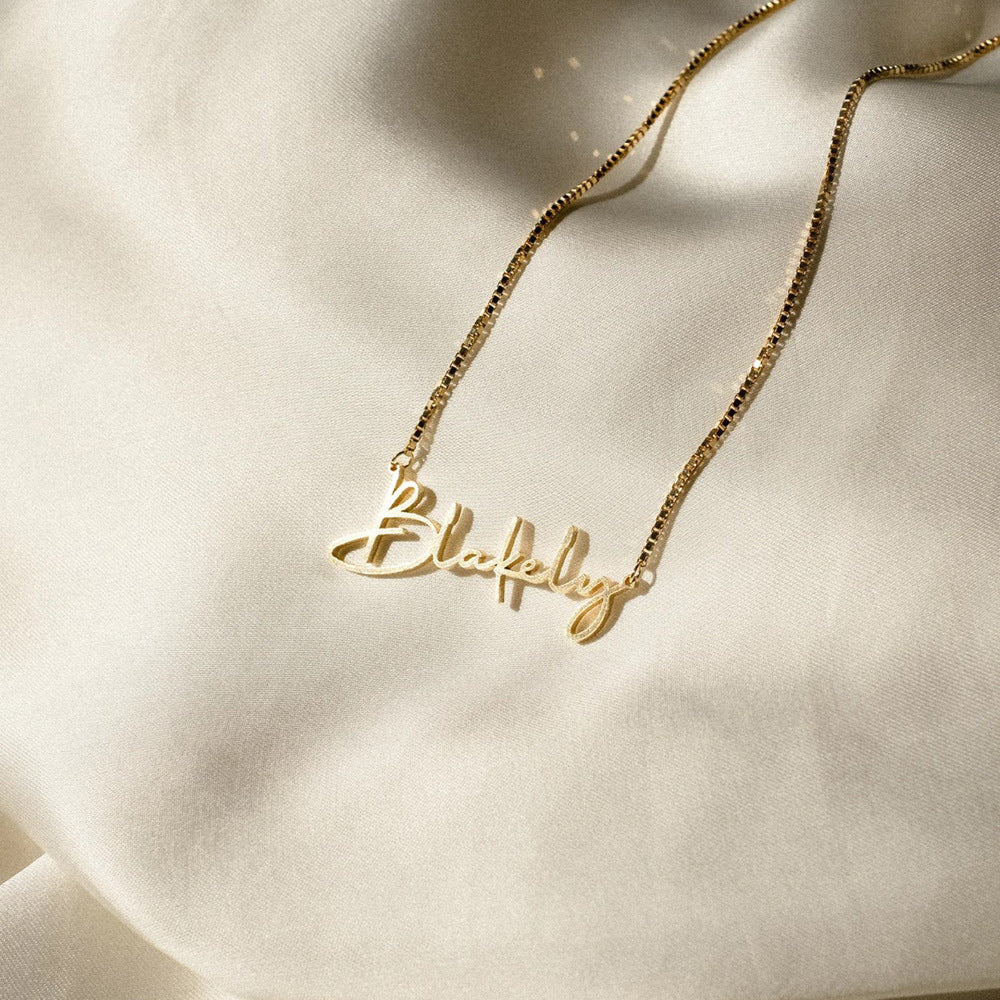 Fashionable Customizable Letter Name Necklace 9f13cd84-21c0-466f-bd96-efa375934ef8 Artshiney