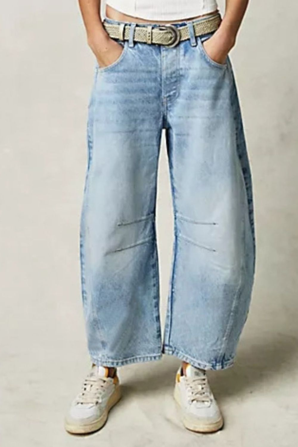 Wide Leg Jeans with Pockets 9f999c5f-4f5d-46e6-baf7-f134bc3911e2-Max Trendsi