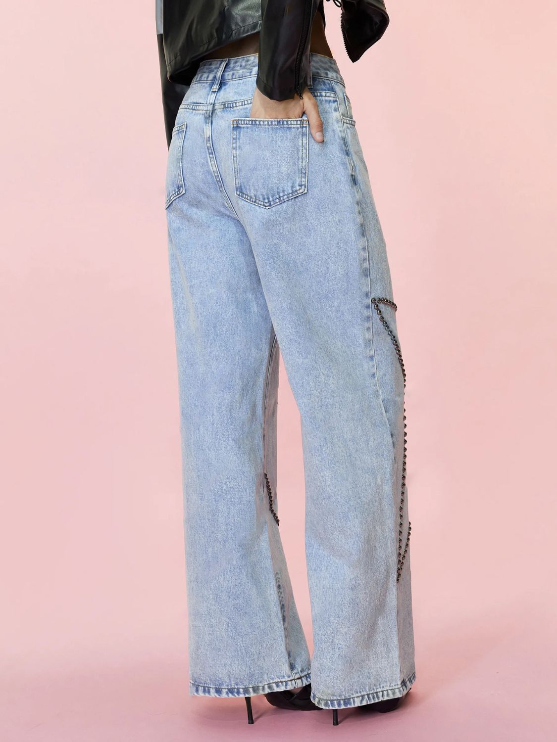 Studded Star Straight Jeans with Pockets 9febeeec-8138-4e46-b239-a7450216fbb6-Max Trendsi
