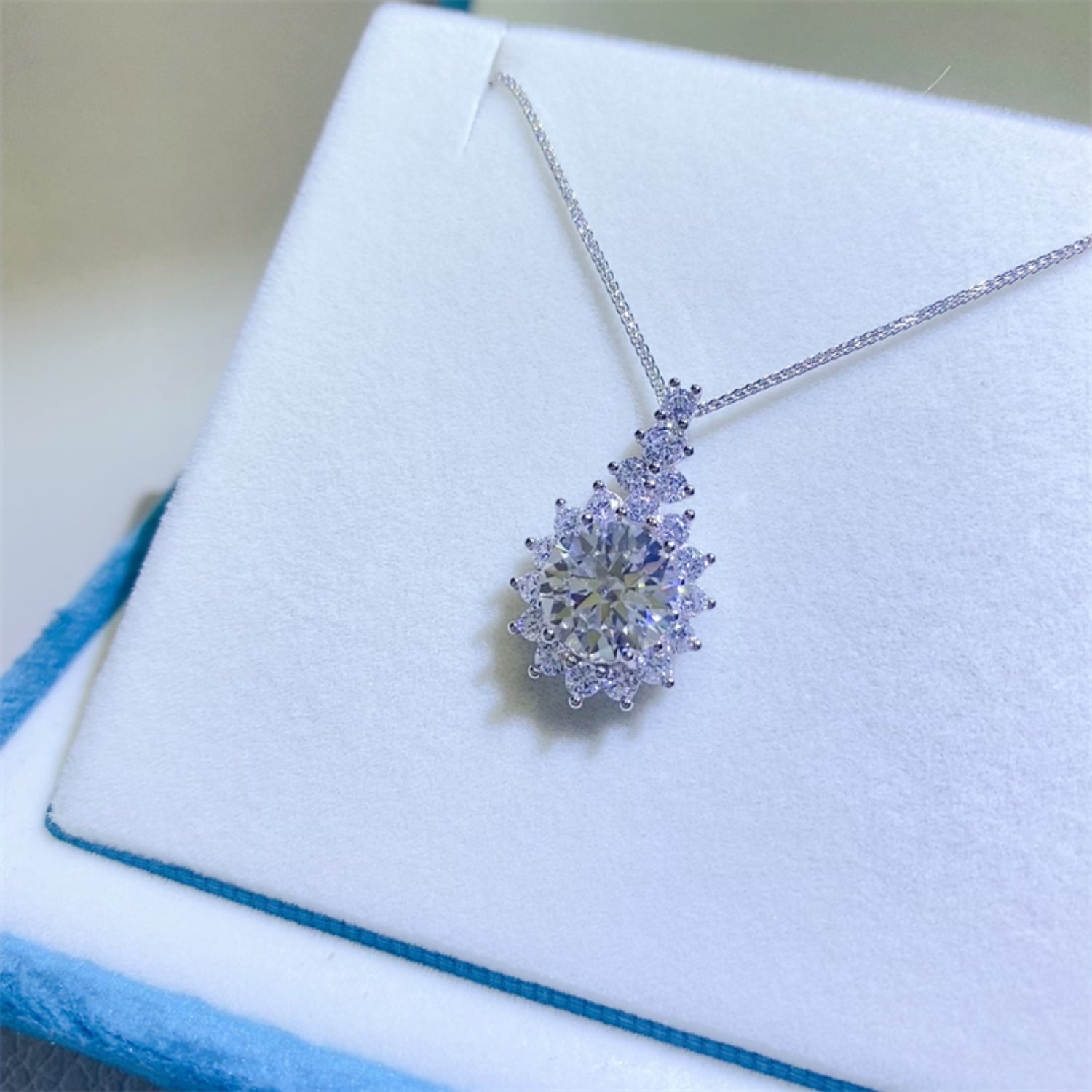 5 Carat Moissanite 925 Sterling Silver Pendant Necklace Silver One Size a27a47b8-59bc-4d27-8738-9c140b97c643-Max Trendsi