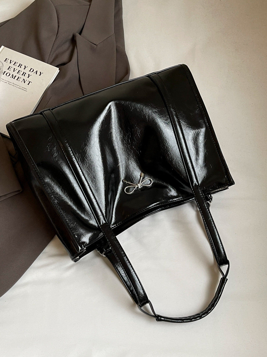 PU Leather Bow Shoulder Bag a327eb04-852a-4cb0-903b-8ee17e0ece30-Max Trendsi