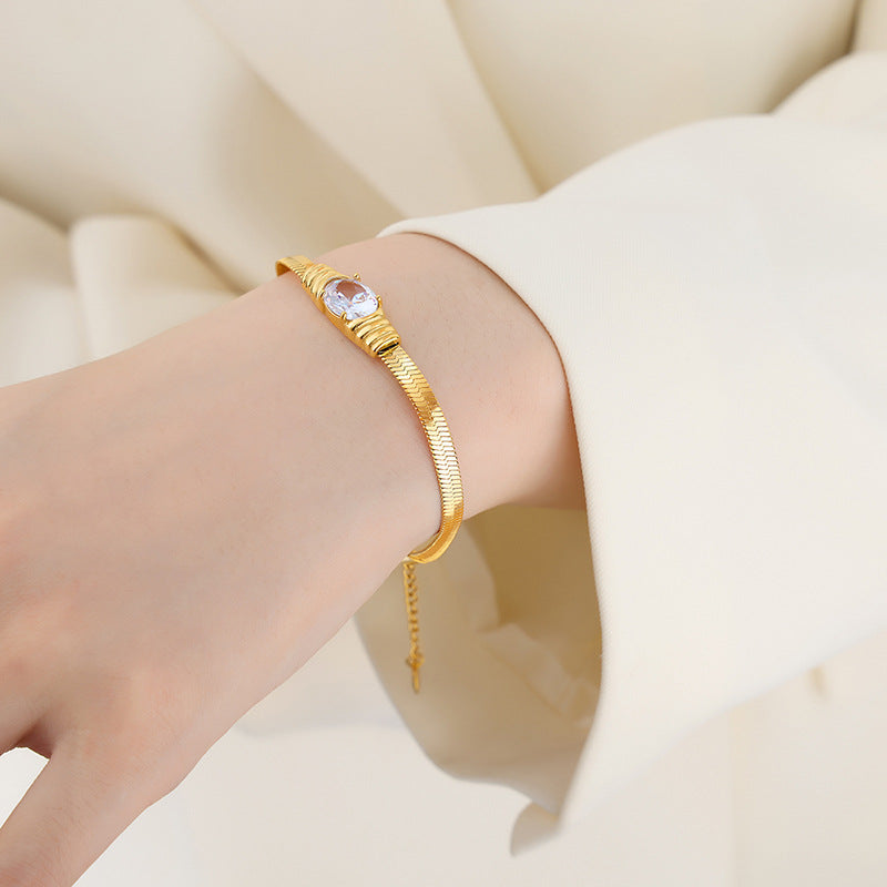 18K gold classic vintage inlaid zircon design bracelet necklace set Necklace White a370efc0-5f32-4e85-8685-7369a57d86bb Artshiney