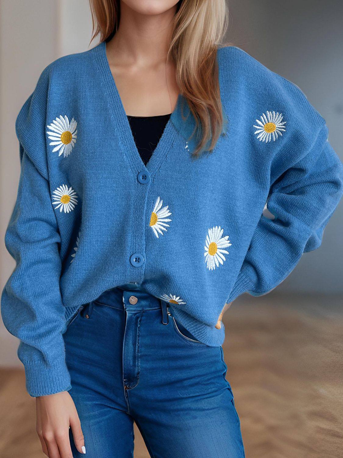 Daisy Button Up V-Neck Cardigan a4f39c3a-1aa5-4c26-bb21-e9a2bf1c792e-Max Glownestbest