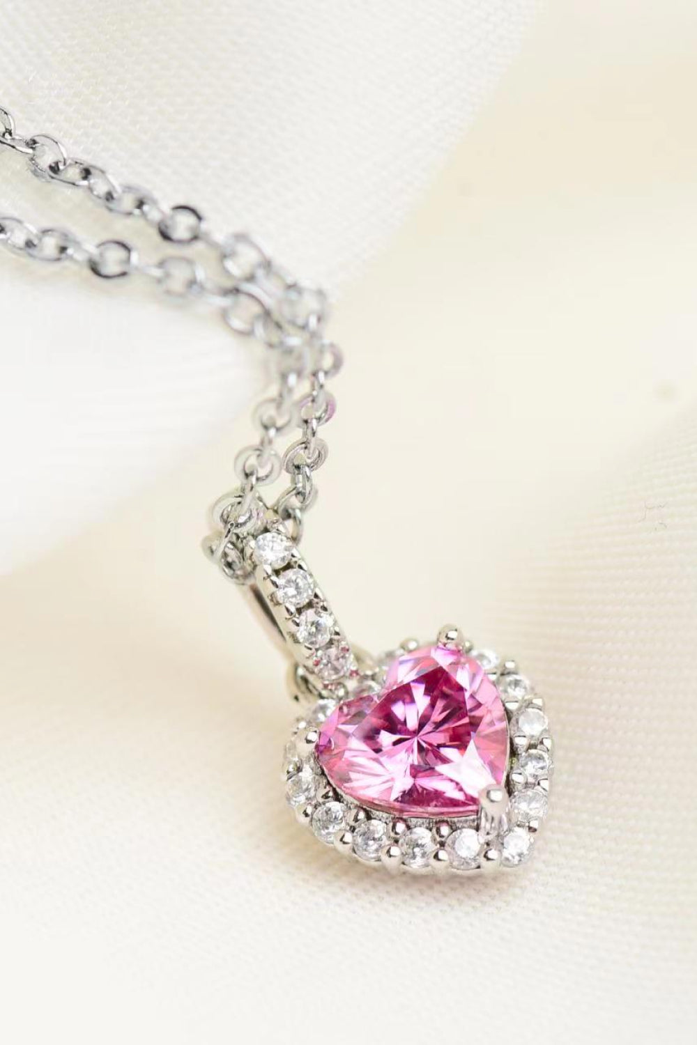 1 Carat Moissanite Heart Pendant Necklace Heart One Size a6797f65419045ab89bccbdf6e763dee-Max Trendsi