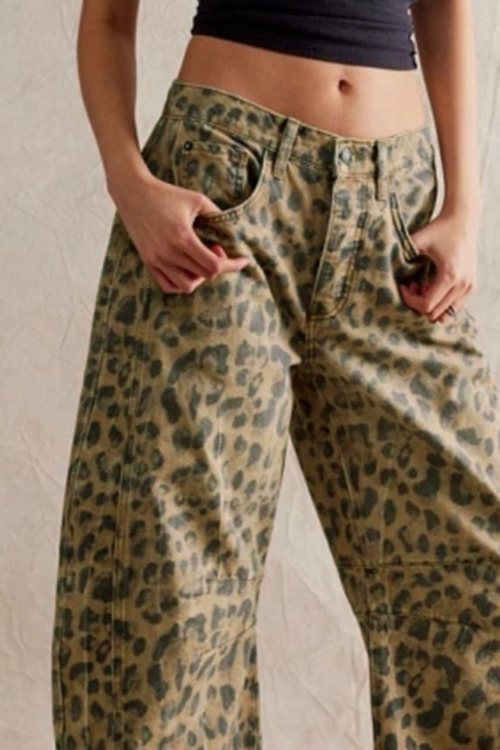 Wide Leg Jeans with Pockets a8820508-46bf-43f3-9ef2-148d31752b92-Max Trendsi