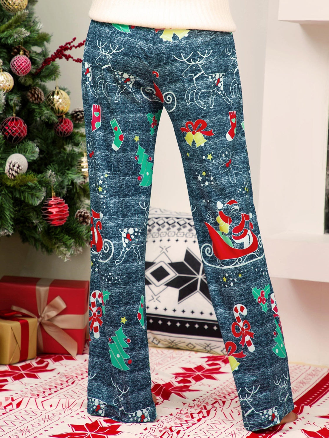 Christmas Straight Leg Pants aaae8e57-2624-4c1c-8ef3-a422a72bd91a-Max Trendsi