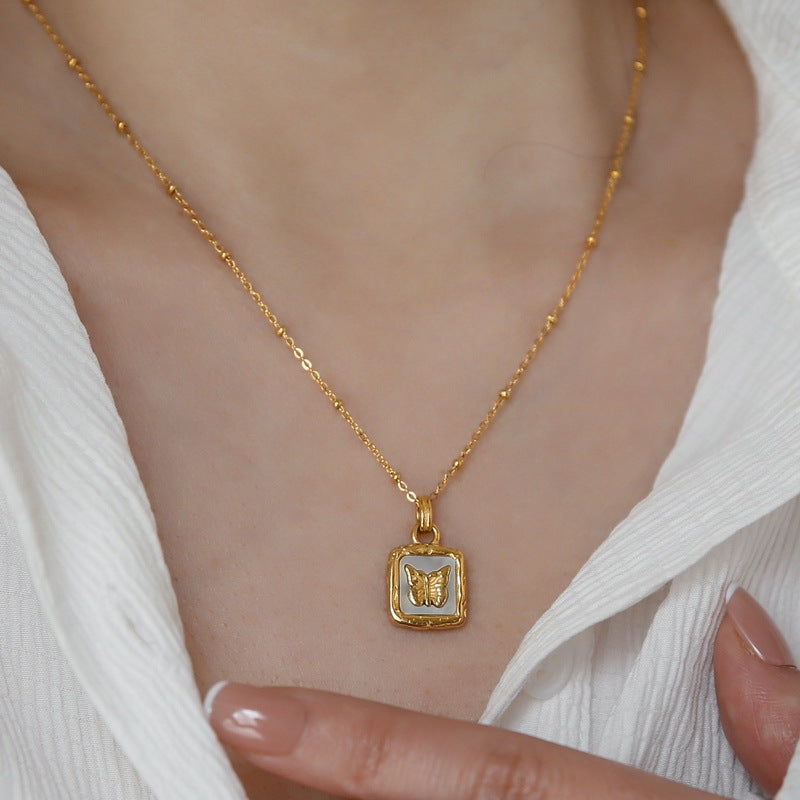 18K gold retro fashion square plate inlaid with gemstones and butterfly design light luxury style necklace ab9be15d-dac9-4191-9315-ac82bc3d688f Artshiney