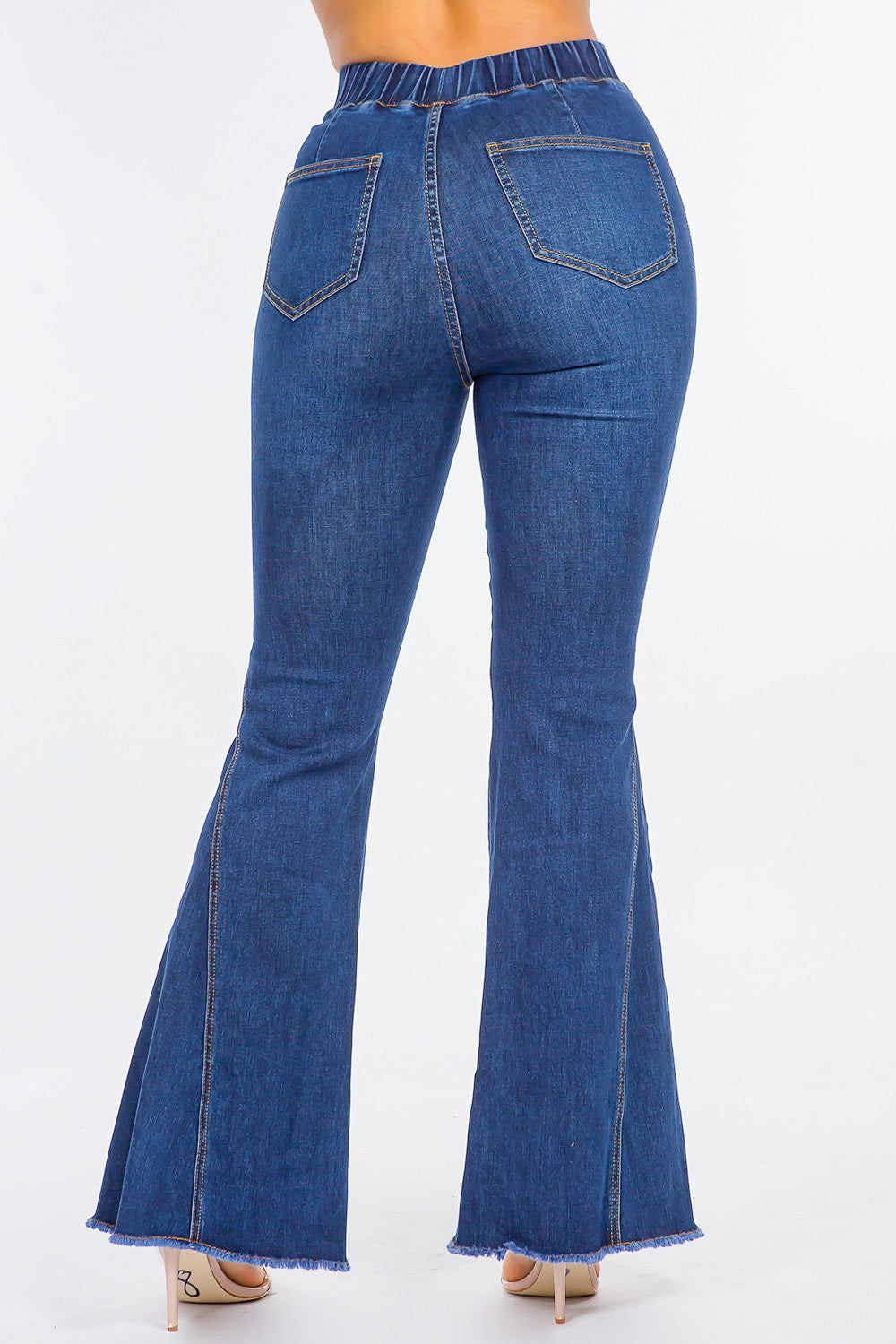 American Bazi High Waist Curvy Flare Jeans ac5c1d20-50ab-44a5-9b8d-204628ea44de-Max Trendsi