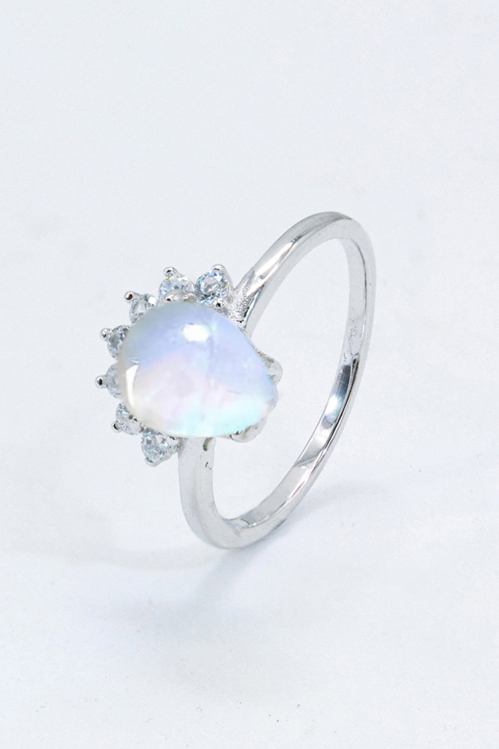 925 Sterling Silver Moonstone Ring add7f9a1968f48a7bcdadae993f994af-Max Trendsi