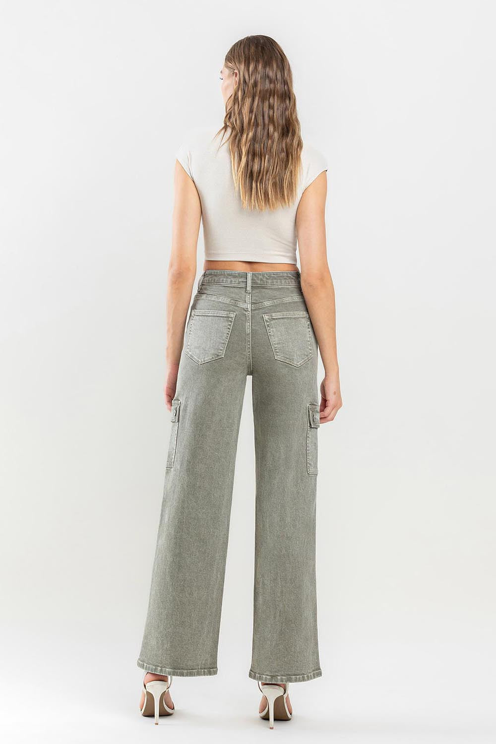 Vervet by Flying Monkey 90's Super High Rise Cargo Jeans af60aeff-8d52-46c9-a690-909c79df6ea0-Max Trendsi