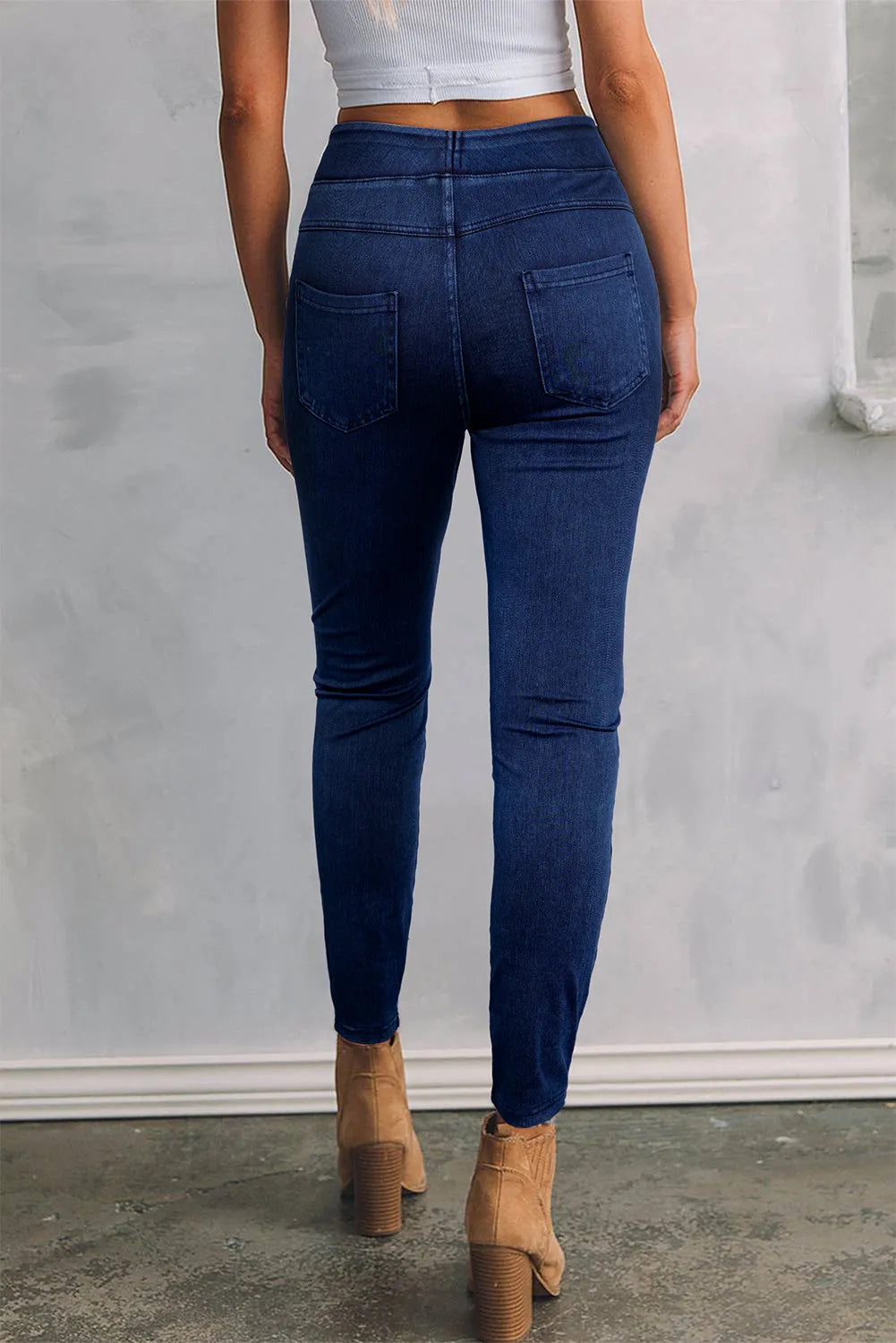 Skinny Jeans with Pockets b33d74ef-dcbc-4ec8-b7c9-ad57fc80e073-Max Trendsi