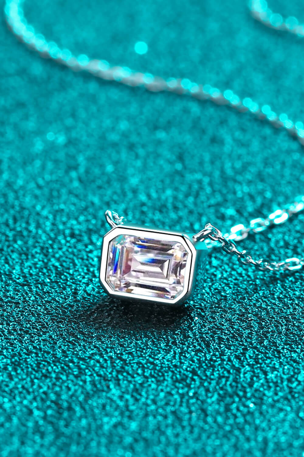 Beautiful Words 1 Carat Moissanite Pendant Necklace b45a70d4661f4ef581c358dc62dc23ea-Max Trendsi