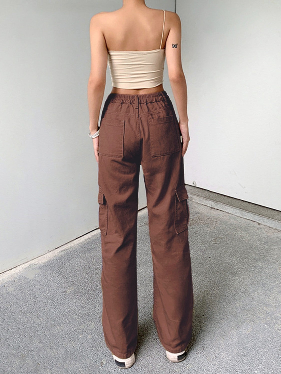 Straight Jeans with Pockets b4ff6828b71b44eaa19263199037f965-Max Trendsi